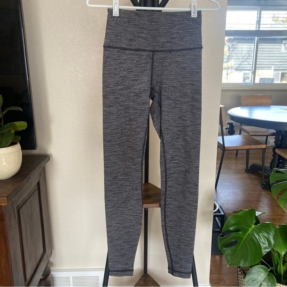 Wunder Under High-Rise Tight 28" - Picture 5 of 7